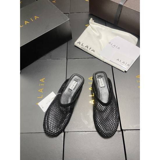 Alaia Shoes Women Top Quality
size 35-41
