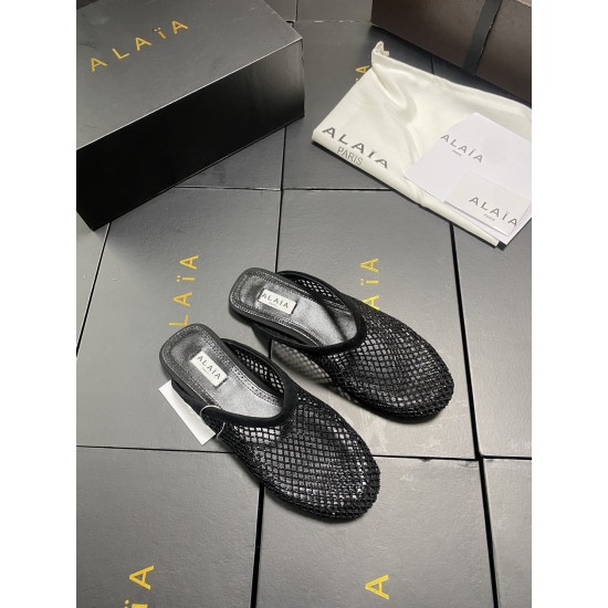 Alaia Shoes Women Top Quality
size 35-41