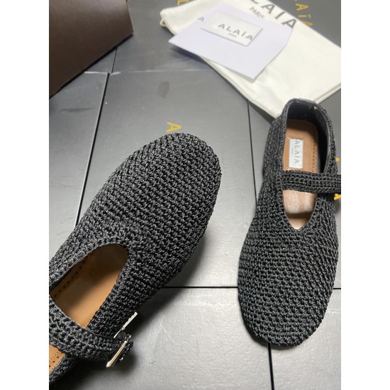 Alaia Shoes Women Top Quality
size 35-41