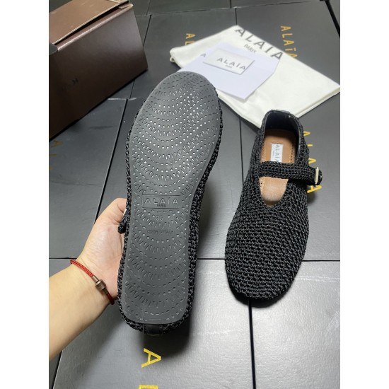 Alaia Shoes Women Top Quality
size 35-41