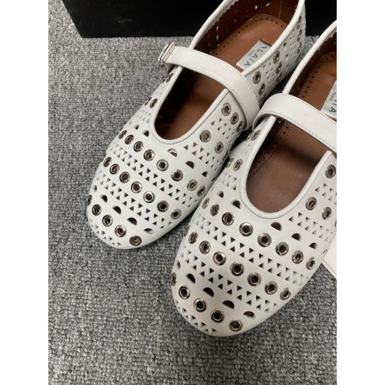 Alaia Shoes Women Top Quality
size 35-41