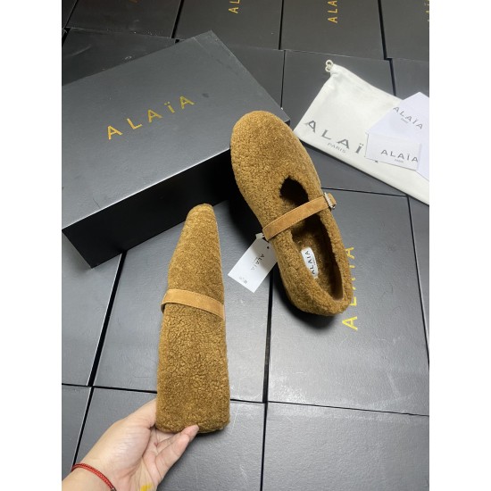 Alaia Shoes Women Top Quality
size 35-41