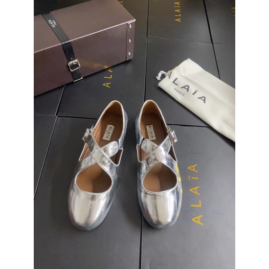 Alaia Shoes Women Top Quality
size 35-41