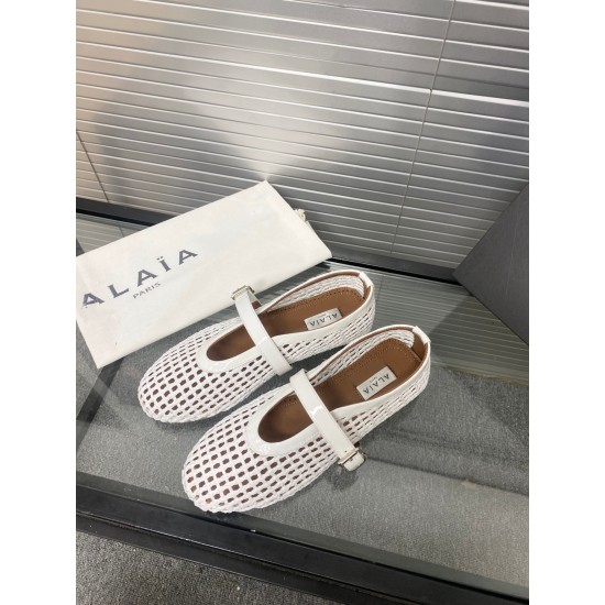 Alaia Shoes Women Top Quality
size 35-41