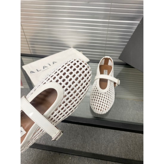 Alaia Shoes Women Top Quality
size 35-41