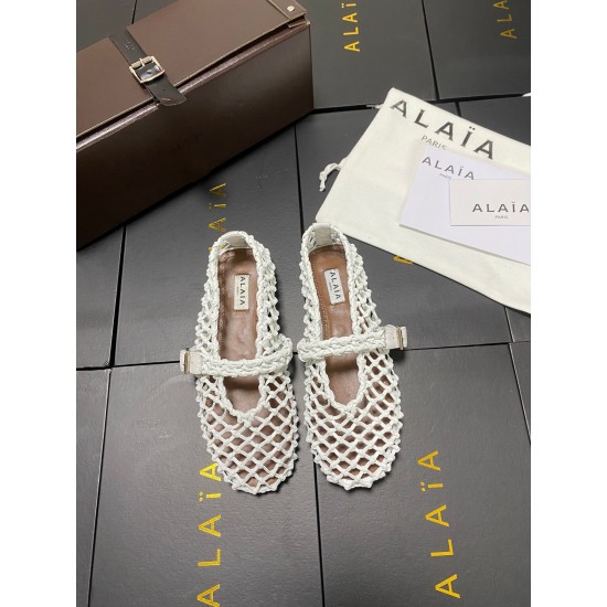Alaia Shoes Women Top Quality
size 35-41