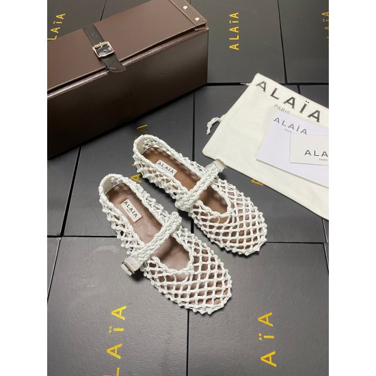 Alaia Shoes Women Top Quality
size 35-41