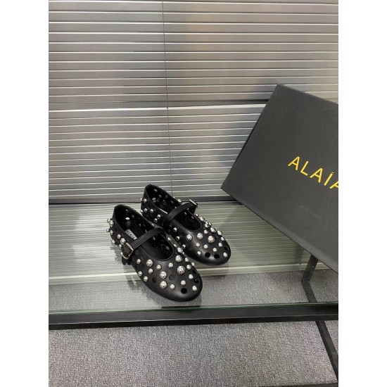 Alaia Shoes Women Top Quality
size 35-41