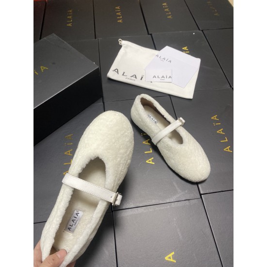 Alaia Shoes Women Top Quality
size 35-41