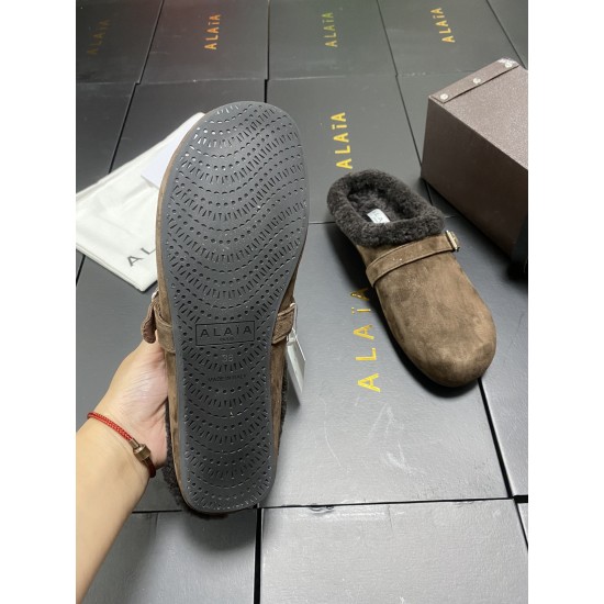 Alaia Shoes Women Top Quality
size 35-41