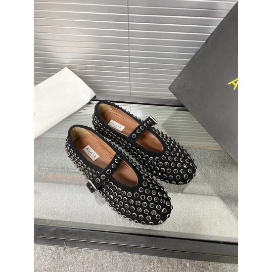 Alaia Shoes Women Top Quality
size 35-41
