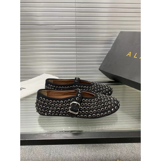 Alaia Shoes Women Top Quality
size 35-41