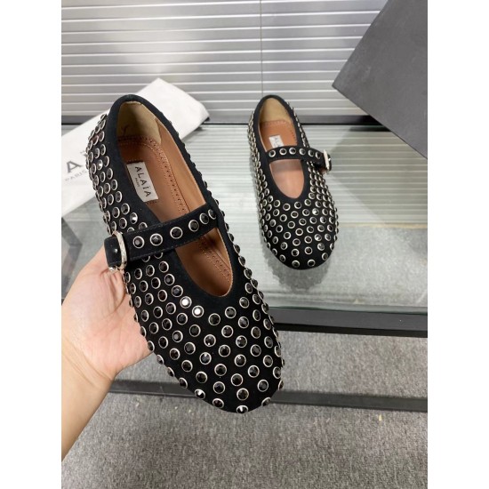 Alaia Shoes Women Top Quality
size 35-41