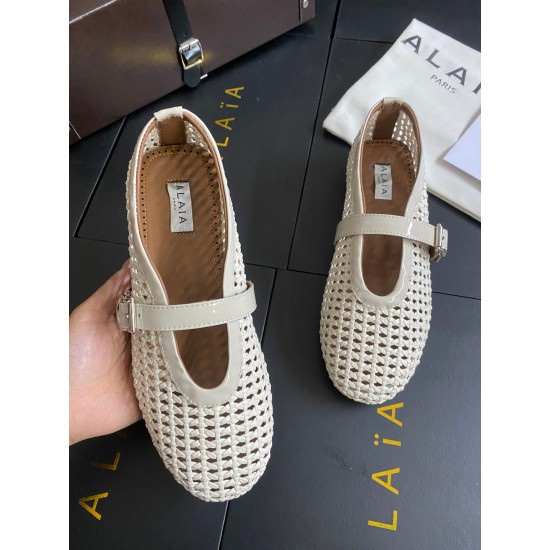 Alaia Shoes Women Top Quality
size 35-41