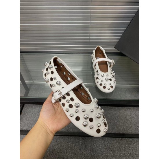 Alaia Shoes Women Top Quality
size 35-41
