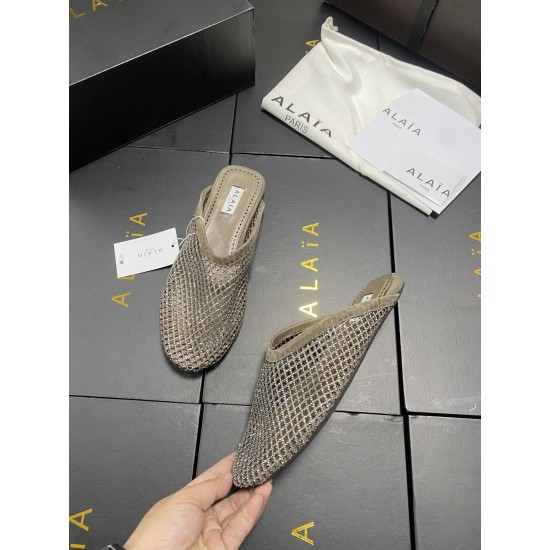 Alaia Shoes Women Top Quality
size 35-41