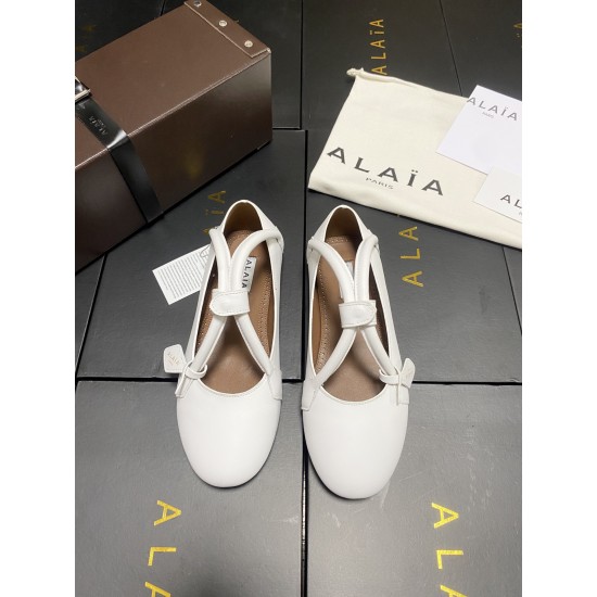 Alaia Shoes Women Top Quality
size 35-41