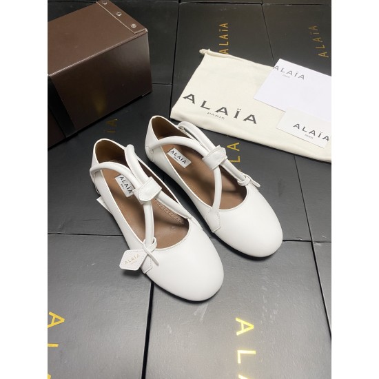Alaia Shoes Women Top Quality
size 35-41
