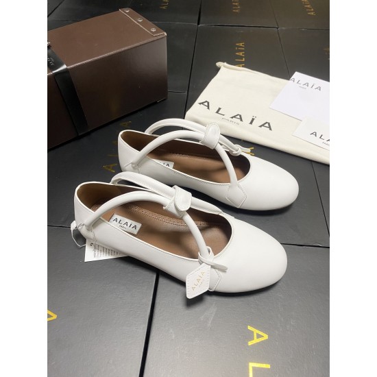 Alaia Shoes Women Top Quality
size 35-41