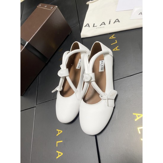 Alaia Shoes Women Top Quality
size 35-41