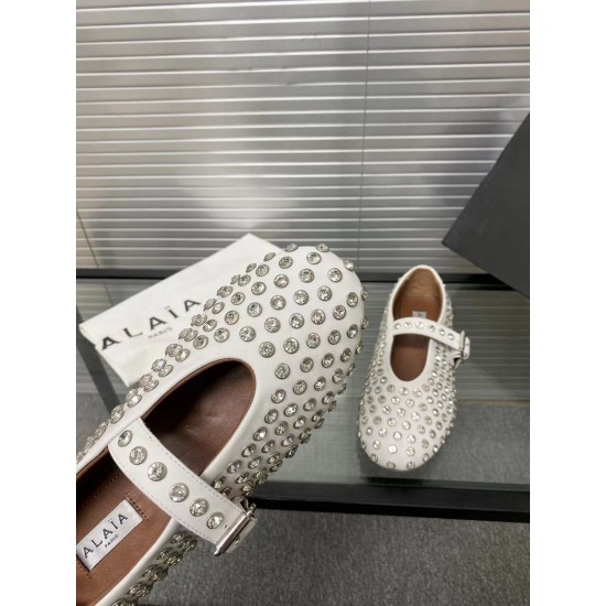 Alaia Shoes Women Top Quality
size 35-41