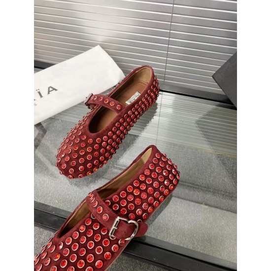Alaia Shoes Women Top Quality
size 35-41