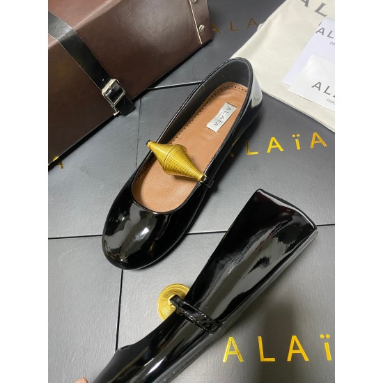 Alaia Shoes Women Top Quality
size 35-41