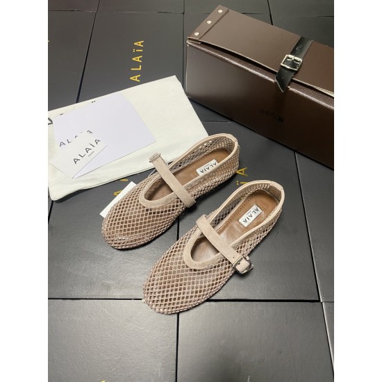 Alaia Shoes Women Top Quality
size 35-41