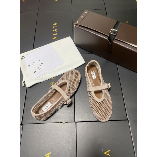 Alaia Shoes Women Top Quality
size 35-41
