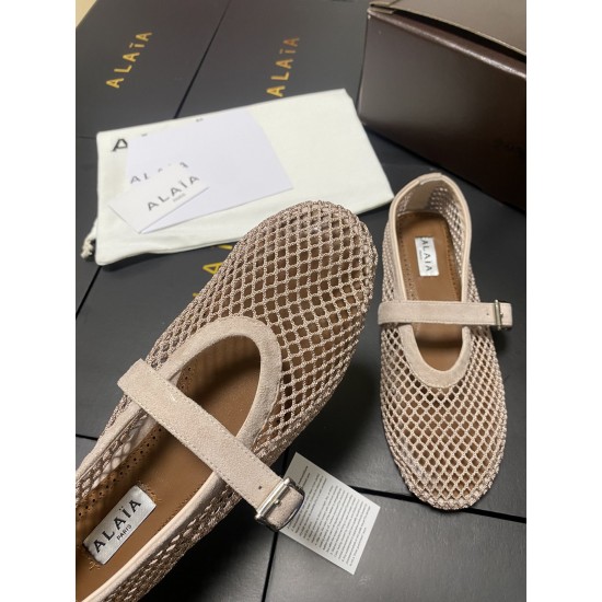 Alaia Shoes Women Top Quality
size 35-41