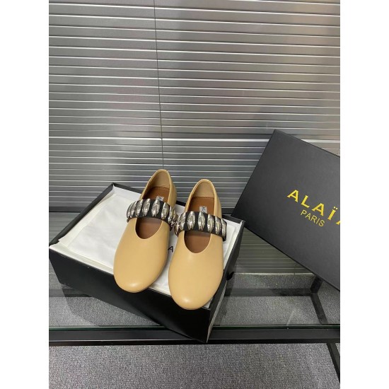 Alaia Shoes Women Top Quality
size 35-41