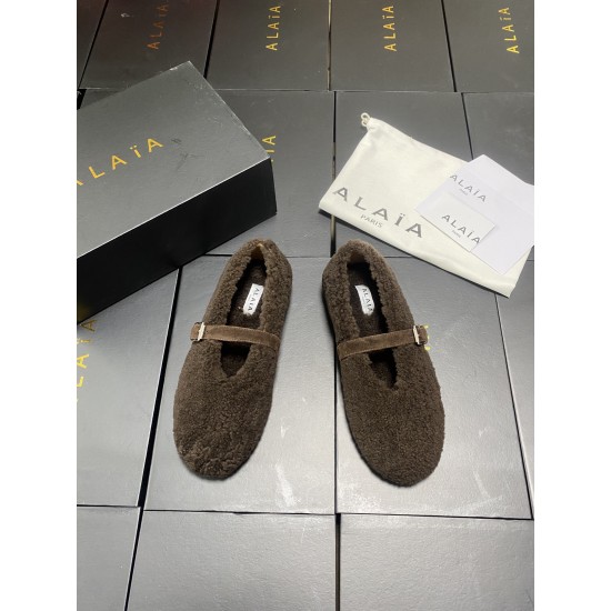 Alaia Shoes Women Top Quality
size 35-41