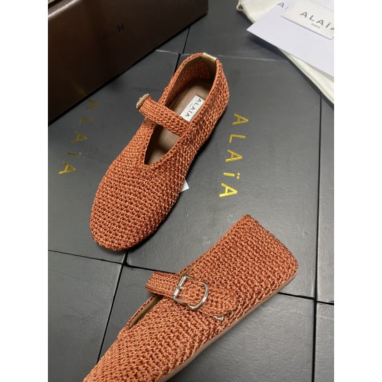 Alaia Shoes Women Top Quality
size 35-41