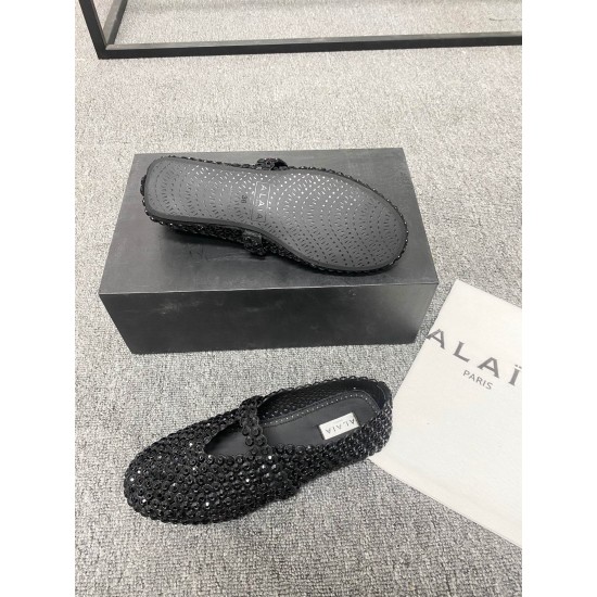 Alaia Shoes Women Top Quality
size 35-41