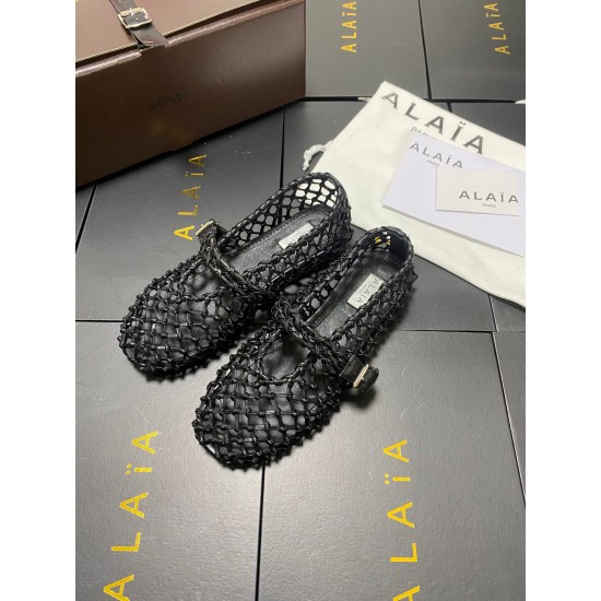 Alaia Shoes Women Top Quality
size 35-41