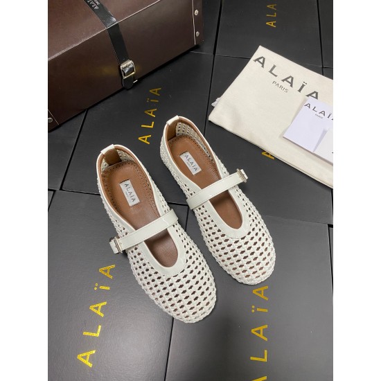 Alaia Shoes Women Top Quality
size 35-41