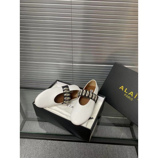 Alaia Shoes Women Top Quality
size 35-41