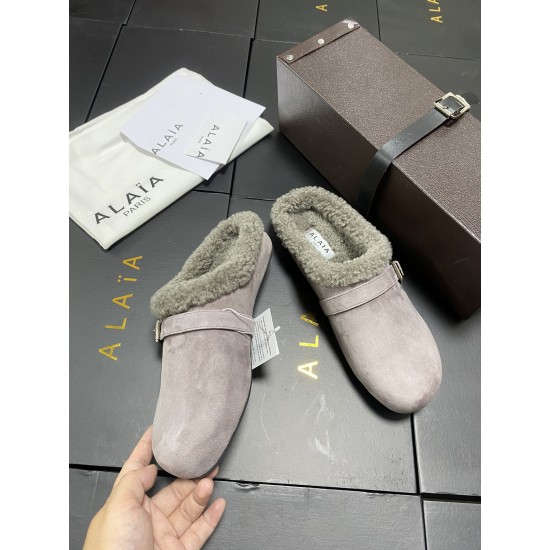 Alaia Shoes Women Top Quality
size 35-41