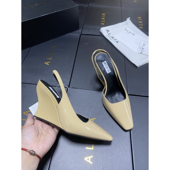 Alaia Shoes Women Top Quality
size 35-41