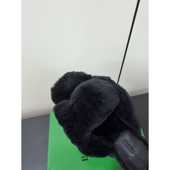 BV slippers