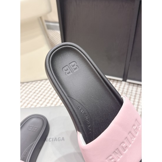 Balenciaga Slippers