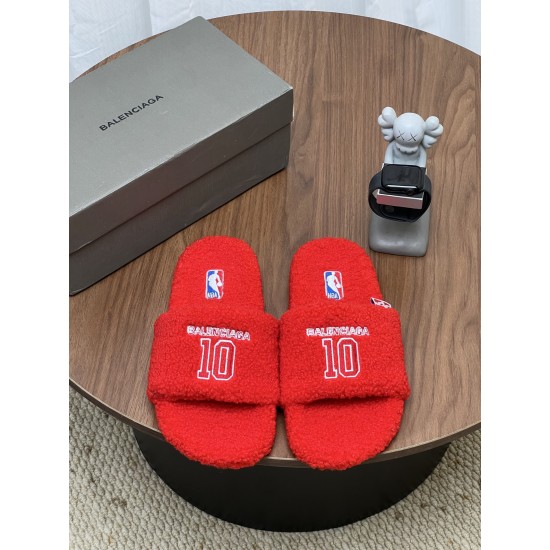 Balenciaga Slippers