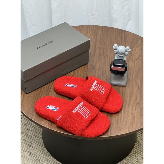 Balenciaga Slippers
