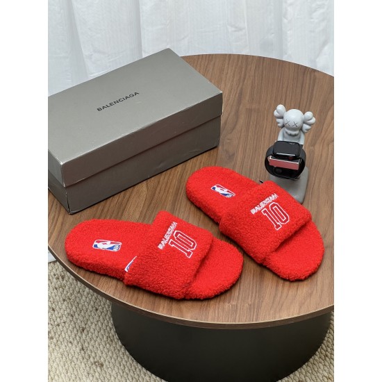 Balenciaga Slippers
