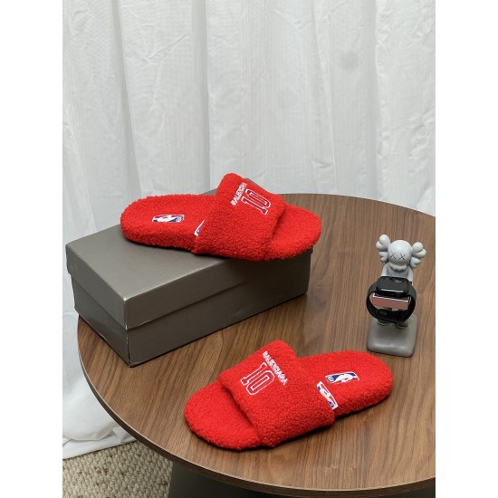 Balenciaga Slippers