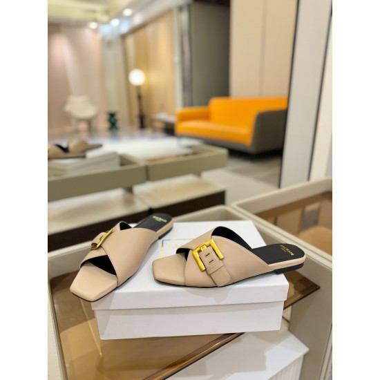 Balenciaga Slippers