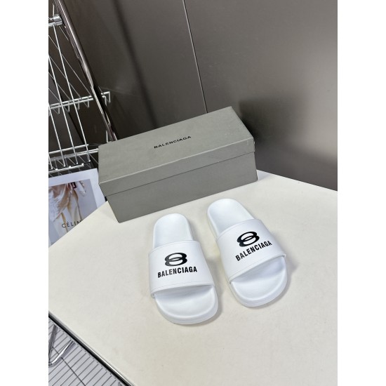 Balenciaga Slippers