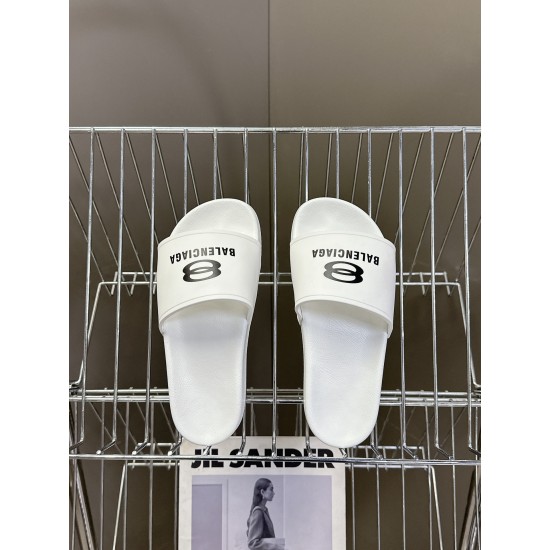 Balenciaga Slippers
