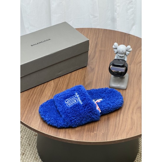 Balenciaga Slippers