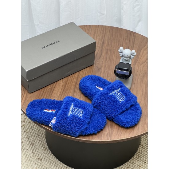 Balenciaga Slippers
